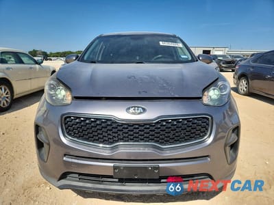 Piąte zdjęcie samochodu w środku: 2018 KIA SPORTAGE LX VIN:KNDPM3ACXJ7317726 - miniatura