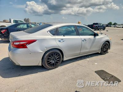 Trzecie zdjęcie samochodu z tyłu: 2016 NISSAN ALTIMA 2.5 S VIN:1N4AL3AP2GN334381 - miniatura
