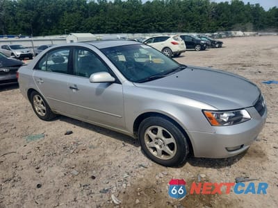 Czwarte zdjęcie samochodu z boku: 2006 HYUNDAI SONATA GLS VIN:KMHEU46C16A110413 - miniatura