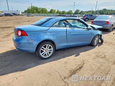 Trzecie zdjęcie samochodu z tyłu: 2010 VOLKSWAGEN EOS LUX VIN:WVWFA7AH7AV022764 - miniatura