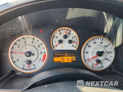 Zdjęcie 9 z 12 samochodu: 2011 NISSAN TITAN SV VIN:1N6BA0EC3BN316889 - miniatura