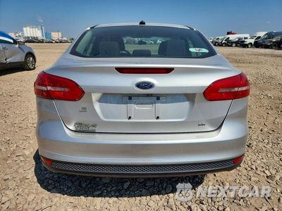 Zdjęcie 6 z 12 samochodu: 2015 FORD FOCUS SE VIN:1FADP3F26FL360359 - miniatura