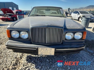 Piąte zdjęcie samochodu w środku: 1993 BENTLEY BROOKLANDS VIN:SCBZE02D5PCX46223 - miniatura