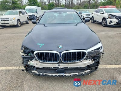 Piąte zdjęcie samochodu w środku: 2019 BMW 5ER 530XE VIN:WBAJB1C55KB376466 - miniatura