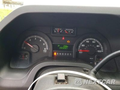 Zdjęcie 9 z 13 samochodu: 2015 FORD E350 BOX TRUCK VIN:1FDWE3FL4FDA37273 - miniatura