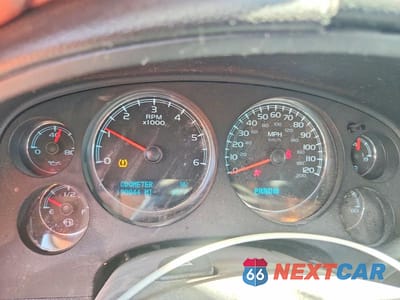 Zdjęcie 9 z 13 samochodu: 2010 GMC YUKON DENALI VIN:1GKUKEEF1AR268241 - miniatura