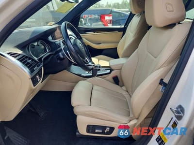 Zdjęcie 7 z 13 samochodu: 2019 BMW X3 XDRIVE30I VIN:5UXTR9C55KLE18426 - miniatura