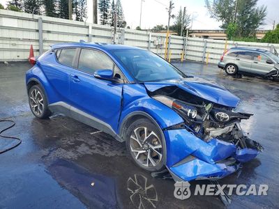 Czwarte zdjęcie samochodu z boku: 2019 TOYOTA C-HR XLE VIN:NMTKHMBX5KR070336 - miniatura