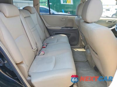 Zdjęcie 11 z 14 samochodu: 2004 TOYOTA HIGHLANDER BASE VIN:JTEGP21A340003036 - miniatura
