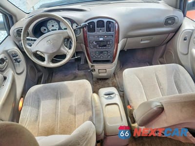 Zdjęcie 8 z 13 samochodu: 2001 DODGE GRAND CARAVAN ES VIN:2B4GT54L01R322150 - miniatura