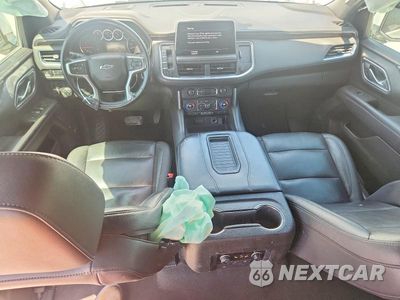 Zdjęcie 8 z 13 samochodu: 2021 CHEVROLET SUBURBAN K1500 Z71 VIN:1GNSKDKDXMR415216 - miniatura