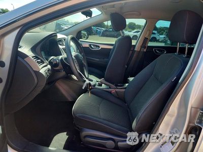 Zdjęcie 7 z 12 samochodu: 2015 NISSAN SENTRA S VIN:3N1AB7APXFY348537 - miniatura