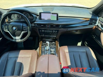 Zdjęcie 9 z 13 samochodu: 2017 BMW X5 XDR40E VIN:5UXKT0C56H0S80458 - miniatura