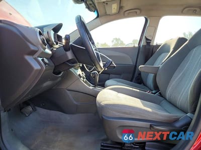 Zdjęcie 7 z 12 samochodu: 2012 CHEVROLET SONIC LT VIN:1G1JC6SH8C4122001 - miniatura