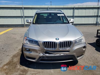Piąte zdjęcie samochodu w środku: 2011 BMW X3 XDRIVE35I VIN:5UXWX7C50BL732084 - miniatura