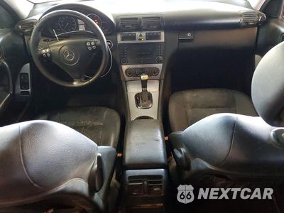 Zdjęcie 8 z 12 samochodu: 2006 MERCEDES-BENZ 240-CLASS VIN:WDBRF52H96A870563 - miniatura