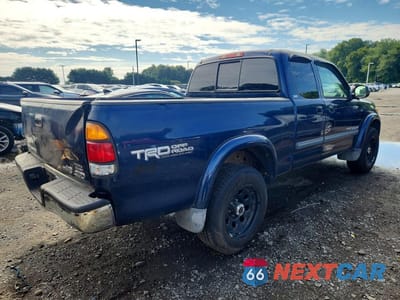 Trzecie zdjęcie samochodu z tyłu: 2004 TOYOTA TUNDRA SR5 VIN:5TBBT44184S454518 - miniatura