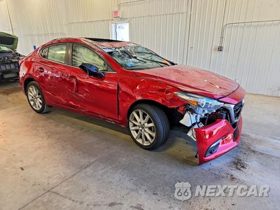 Czwarte zdjęcie samochodu z boku: 2017 MAZDA 3 GRAND TOURING VIN:3MZBN1W3XHM130214 - miniatura