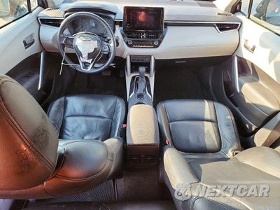 Zdjęcie 8 z 13 samochodu: 2024 TOYOTA COROLLA CROSS LE VIN:7MUBAAAG8RV075519 - miniatura