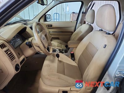 Zdjęcie 7 z 14 samochodu: 2008 FORD ESCAPE XLT VIN:1FMCU93168KD55423 - miniatura