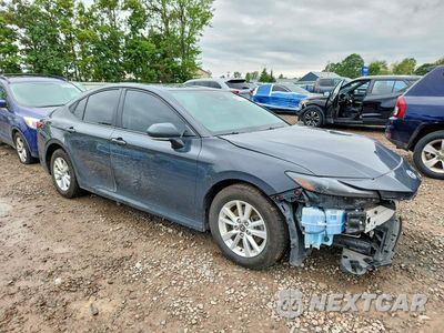 Czwarte zdjęcie samochodu z boku: 2025 TOYOTA CAMRY LE VIN:4T1DAACKXSU070632 - miniatura