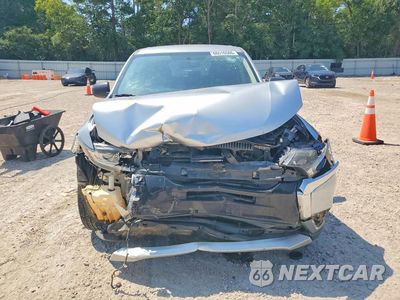 Piąte zdjęcie samochodu w środku: 2016 MITSUBISHI OUTLANDER ES VIN:JA4AD2A38GZ014774 - miniatura