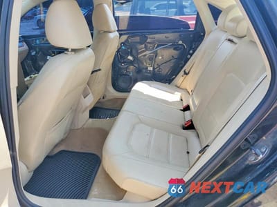 Zdjęcie 10 z 12 samochodu: 2012 VOLKSWAGEN PASSAT SE VIN:1VWBP7A34CC039325 - miniatura
