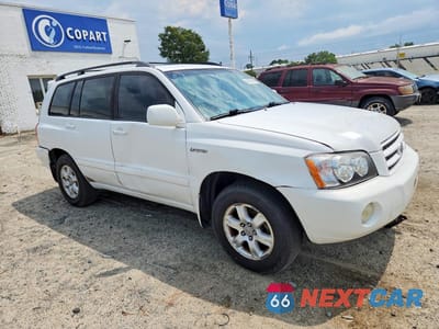 Czwarte zdjęcie samochodu z boku: 2003 TOYOTA HIGHLANDER LIMITED VIN:JTEGF21A430120643 - miniatura