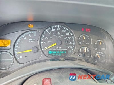 Zdjęcie 9 z 14 samochodu: 2001 CHEVROLET SUBURBAN K1500 VIN:3GNFK16TX1G209763 - miniatura