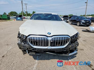 Piąte zdjęcie samochodu w środku: 2027 BMW 530 I VIN:WBA43FJ04VCY26430 - miniatura