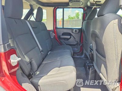 Zdjęcie 10 z 12 samochodu: 2021 JEEP WRANGLER UNLIMITED SPORT VIN:1C4HJXDN5MW784824 - miniatura