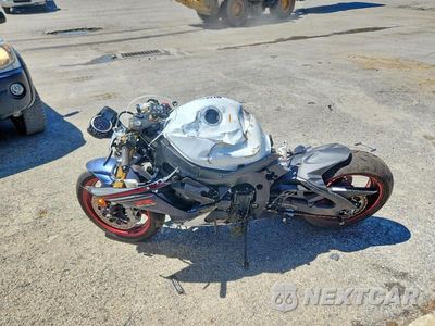 Trzecie zdjęcie samochodu z tyłu: 2025 SUZUKI GSX-R750 VIN:JS1GR7MA6S7100964 - miniatura