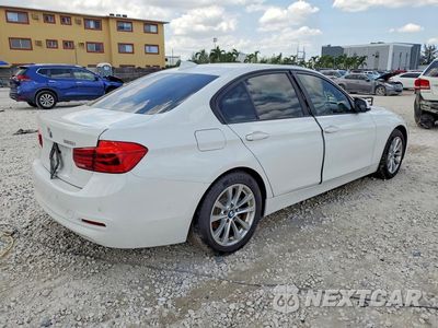 Trzecie zdjęcie samochodu z tyłu: 2017 BMW 320 I VIN:WBA8E1G39HNU18823 - miniatura