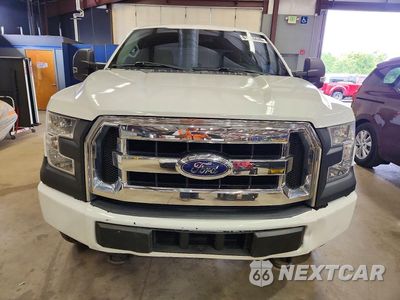 Piąte zdjęcie samochodu w środku: 2017 FORD F150 SUPER CAB VIN:1FTEX1EP8HFC92292 - miniatura