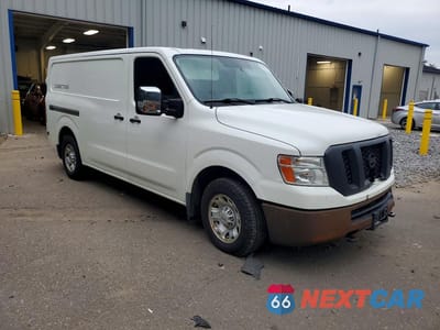 Czwarte zdjęcie samochodu z boku: 2018 NISSAN NV 2500 HD SV VIN:1N6AF0KY6JN805203 - miniatura