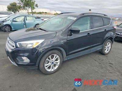2018 FORD ESCAPE SE 1FMCU0GD1JUB29073 - główne zdjęcie licytacji z USA - miniatura