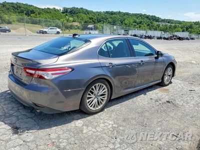 Trzecie zdjęcie samochodu z tyłu: 2019 TOYOTA CAMRY XLE VIN:4T1B11HK7KU810511 - miniatura