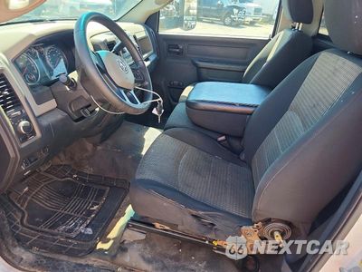 Zdjęcie 7 z 12 samochodu: 2012 RAM 3500 ST VIN:3C7WDSAT2CG100283 - miniatura