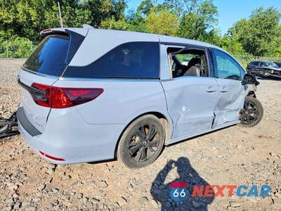 Trzecie zdjęcie samochodu z tyłu: 2024 HONDA ODYSSEY SPORT VIN:5FNRL6H76RB063265 - miniatura
