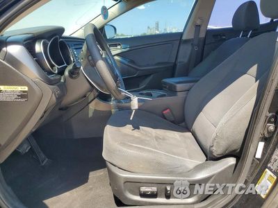 Zdjęcie 7 z 12 samochodu: 2015 KIA OPTIMA LX VIN:5XXGM4A79FG464725 - miniatura