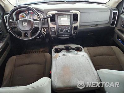 Zdjęcie 8 z 12 samochodu: 2013 RAM 1500 SLT VIN:1C6RR7GTXDS512744 - miniatura