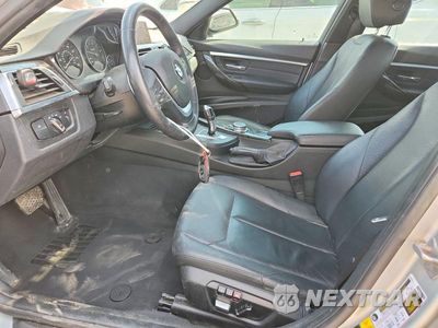 Zdjęcie 7 z 12 samochodu: 2017 BMW 330 XI VIN:WBA8D9C51HK894235 - miniatura
