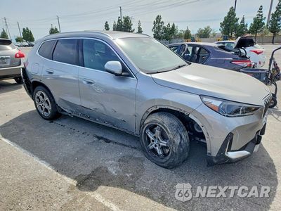 Czwarte zdjęcie samochodu z boku: 2023 BMW X1 XDRIVE28I VIN:WBX73EF09P5X84074 - miniatura