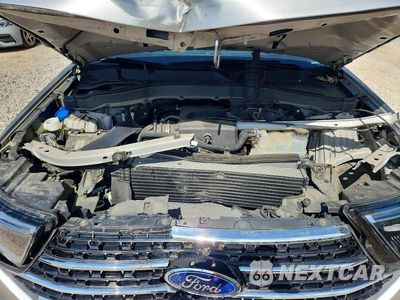 Zdjęcie 12 z 13 samochodu: 2020 FORD EXPLORER XLT VIN:1FMSK8DH5LGB72744 - miniatura