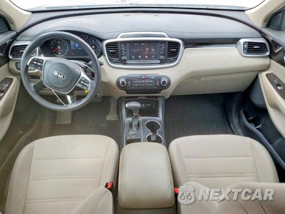 Zdjęcie 8 z 14 samochodu: 2020 KIA SORENTO LX VIN:5XYPGDA35LG647843 - miniatura