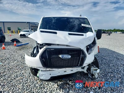 Piąte zdjęcie samochodu w środku: 2024 FORD TRANSIT 150 DELIVERY VAN VIN:1FTYE1Y86RKA39651 - miniatura