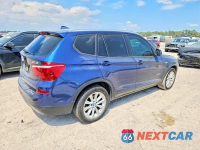 Trzecie zdjęcie samochodu z tyłu: 2017 BMW X3 SDRIVE28I VIN:5UXWZ7C37H0X39603 - miniatura