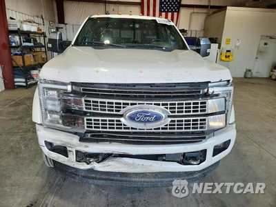 Piąte zdjęcie samochodu w środku: 2019 FORD F450 SUPER DUTY VIN:1FT8W4DT0KEF94530 - miniatura