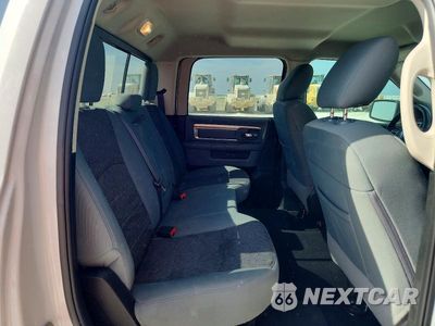 Zdjęcie 10 z 12 samochodu: 2018 RAM 1500 SLT VIN:1C6RR6LM6JS355914 - miniatura