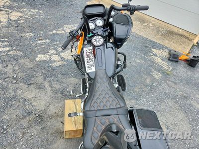 Zdjęcie 6 z 9 samochodu: 2013 HARLEY-DAVIDSON FLTRX ROAD GLIDE CUSTOM VIN:1HD1KHM1XDB649037 - miniatura